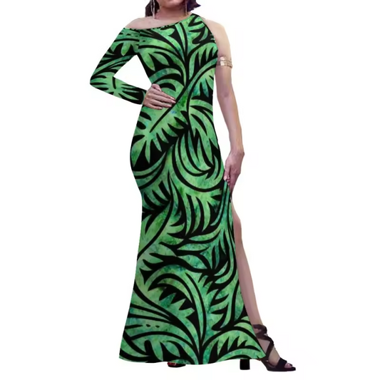 Robe longue asymétrique imprimé tropical.
