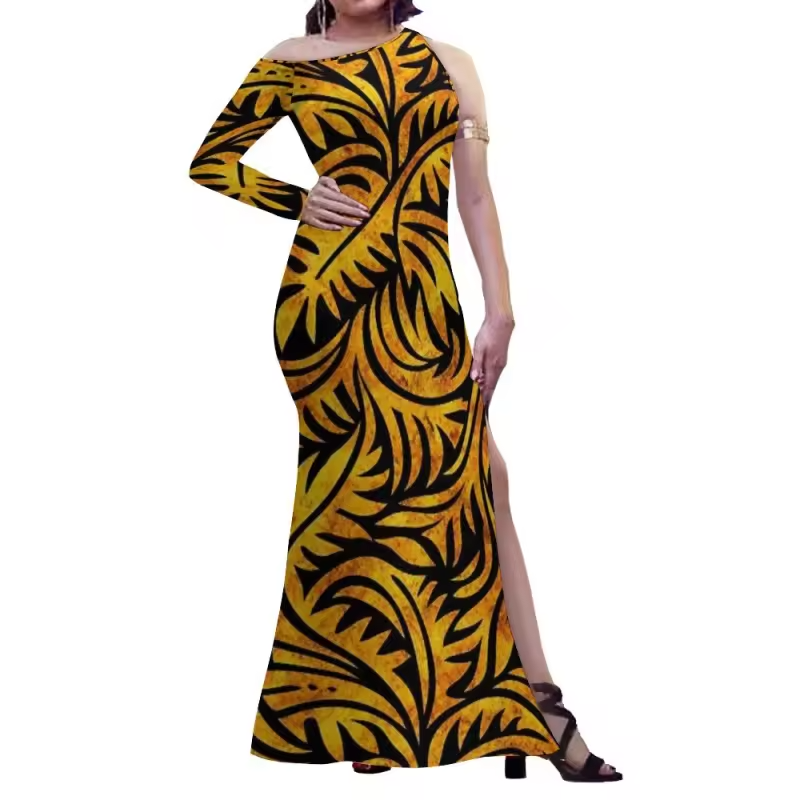 Robe longue asymétrique imprimé tropical.